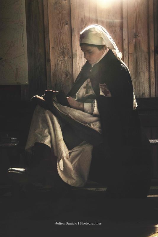 Visite : une infirmière dans la tourmente de la guerre