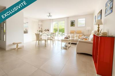 Maison - 179 m² - 7 pièces