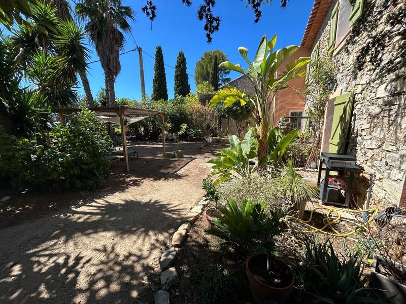 Bastide - 100 m² - 5 pièces