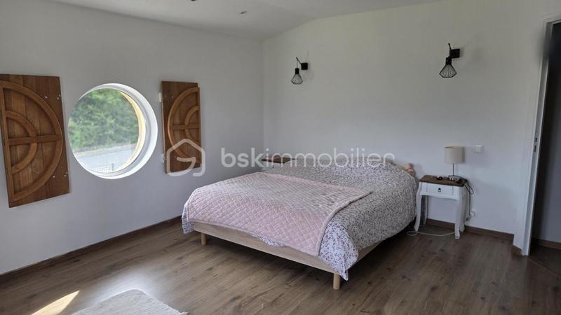 Maison - 150 m² - 5 pièces