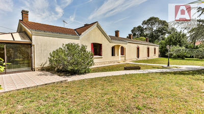 Maison - 189 m² - 6 pièces