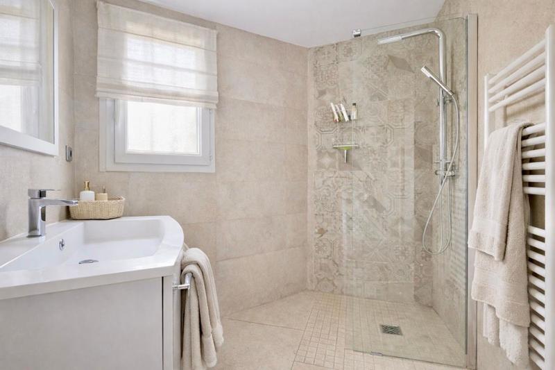 Villa - 200 m² - 5 pièces