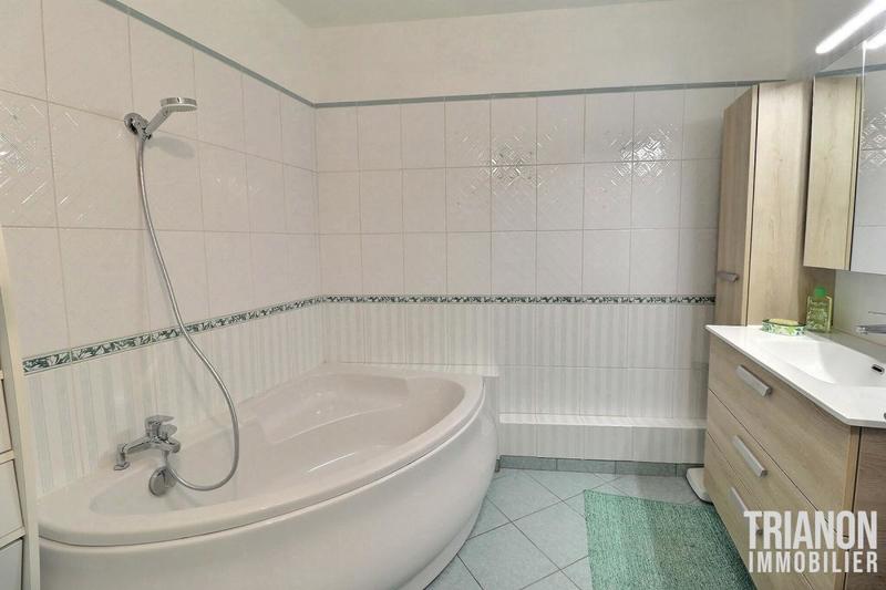 Appartement - 103 m² - 5 pièces