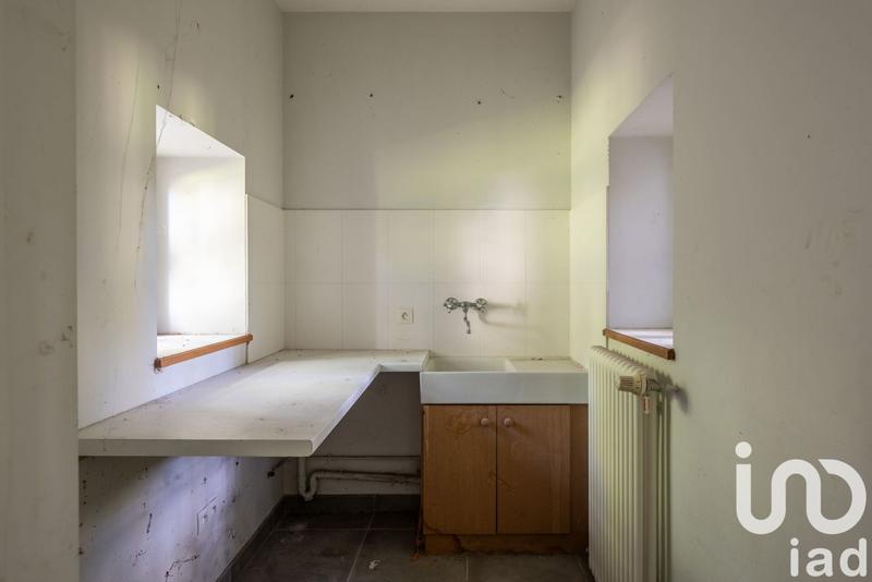 Maison - 650 m² - 15 pièces