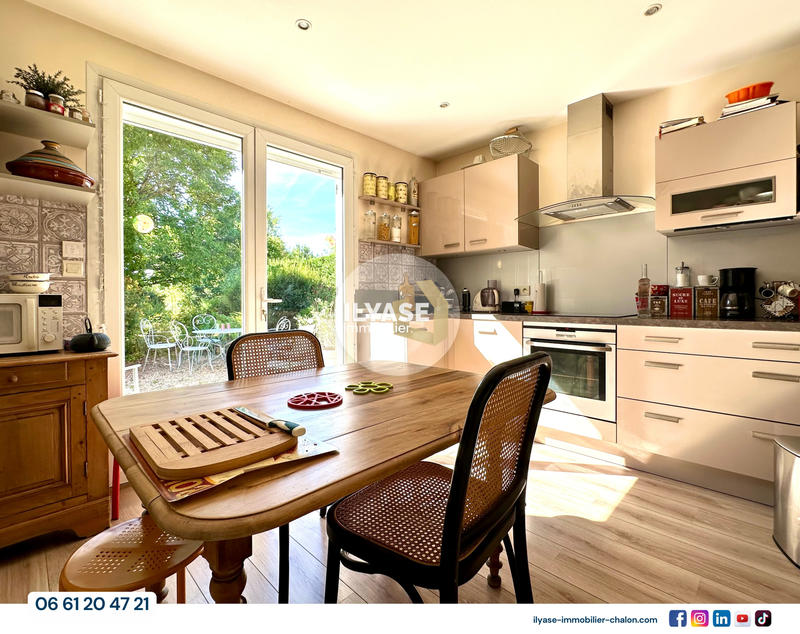 Maison - 130 m² - 6 pièces