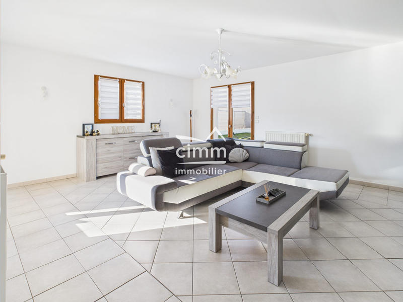 Maison - 127 m² - 5 pièces