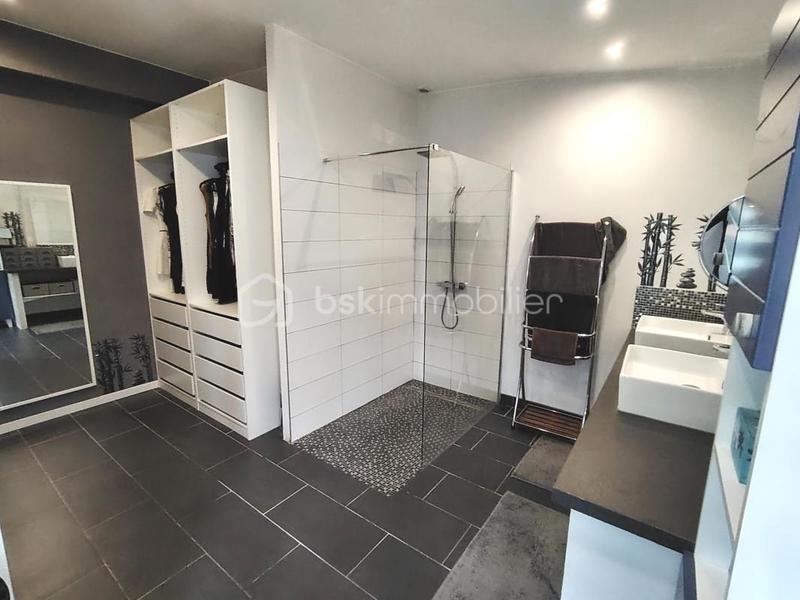 Maison d'architecte - 185 m² - 5 pièces