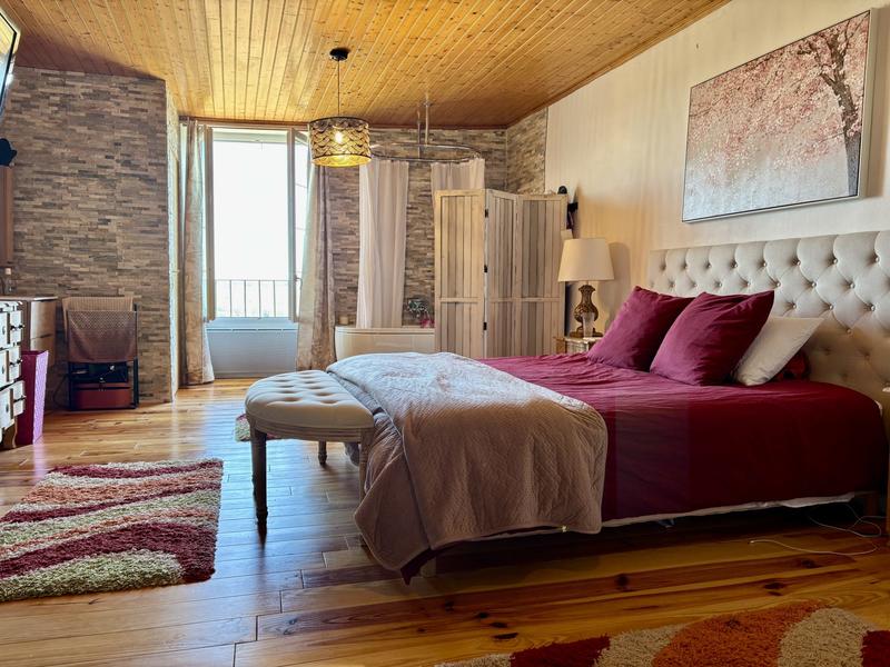 Maison - 159 m² - 5 pièces