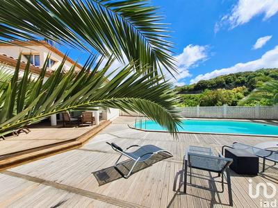 Maison - 148 m² - 5 pièces