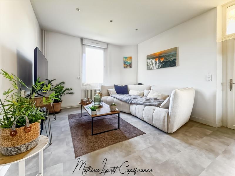 Maison - 170 m² - 7 pièces