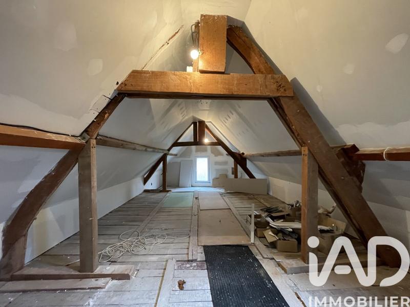 Maison - 93 m² - 5 pièces