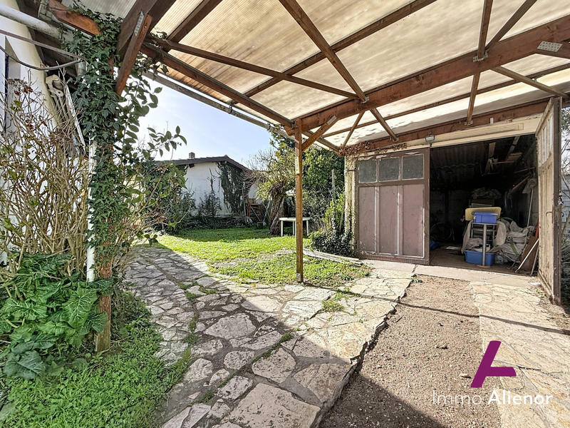 Maison - 123 m² - 6 pièces