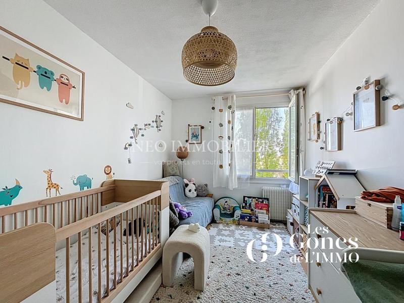 Appartement - 84 m² - 4 pièces