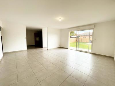 Maison - 97 m² - 4 pièces