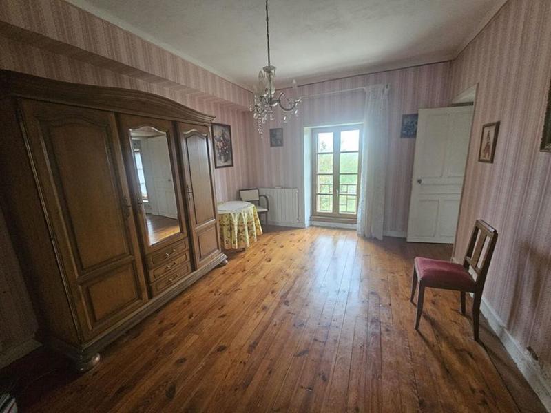 Maison - 104 m² - 5 pièces