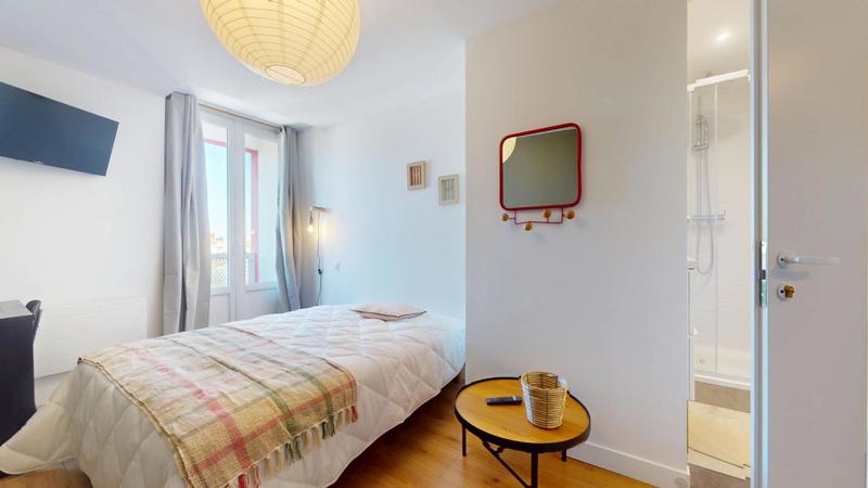 Appartement - 82 m² - 5 pièces