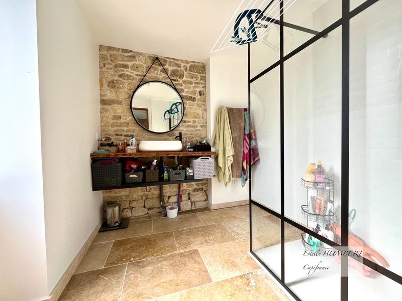 Maison en pierre - 188 m² - 6 pièces