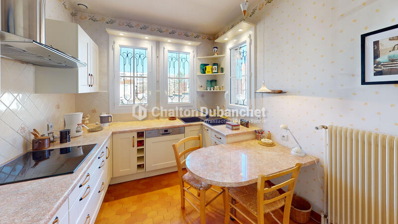 Maison - 150 m² - 6 pièces