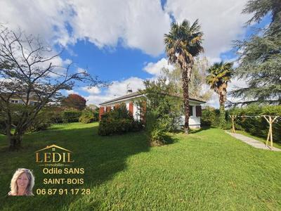 Maison - 90 m² - 4 pièces