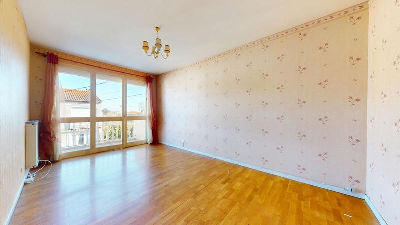 Maison - 92 m² - 4 pièces