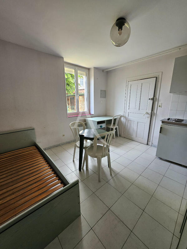 Appartement - 15 m² - 1 pièce
