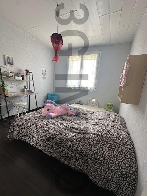 Maison - 95 m² - 5 pièces