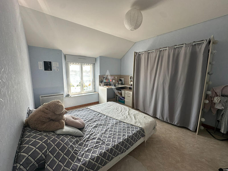 Maison - 257 m² - 12 pièces