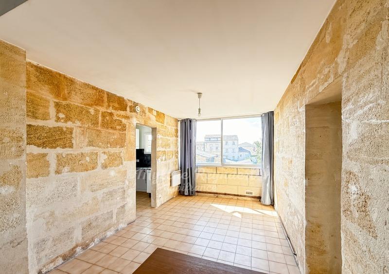 Immeuble - 318 m² - 14 pièces