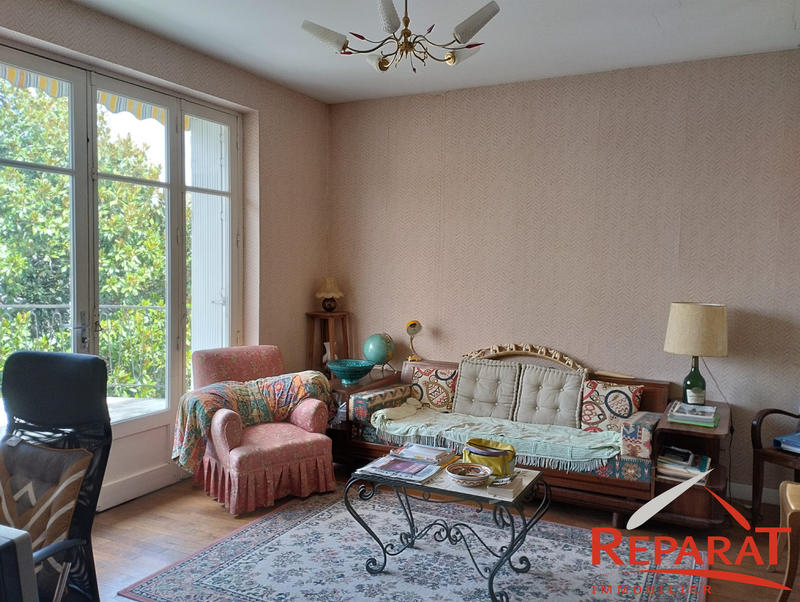 Maison - 178 m² - 7 pièces