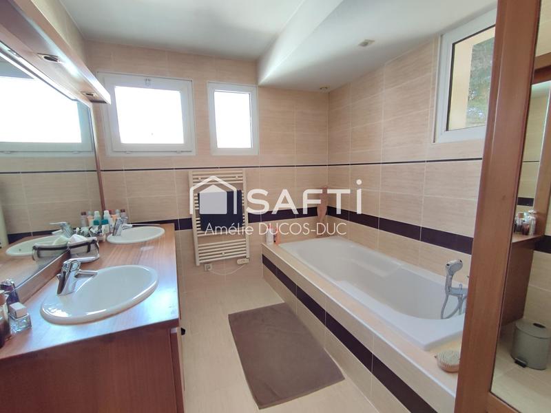 Maison - 150 m² - 6 pièces