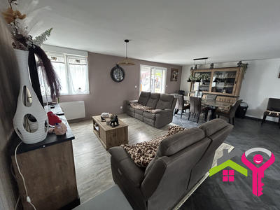 Maison - 110 m² - 5 pièces