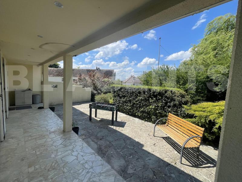 Villa - 157 m² - 8 pièces