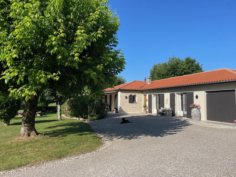 Maison - 170 m² - 6 pièces