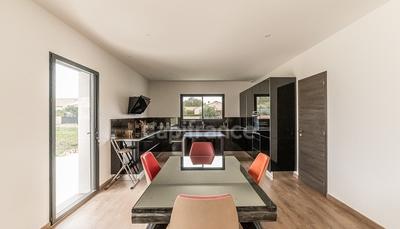 Maison d'architecte - 187 m² - 6 pièces