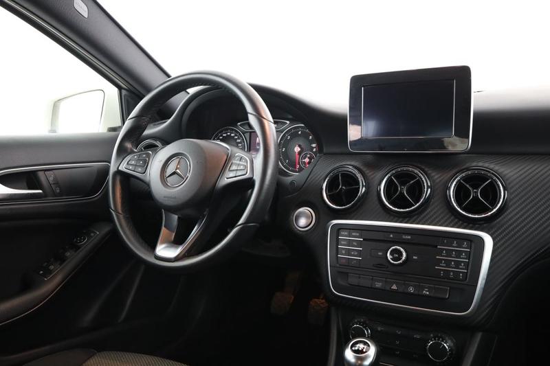 Mercedes Gla 200 d Intuition 136 ch