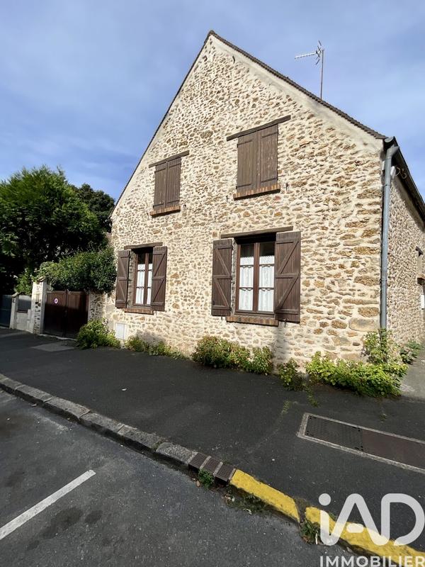 Maison de ville - 80 m² - 5 pièces