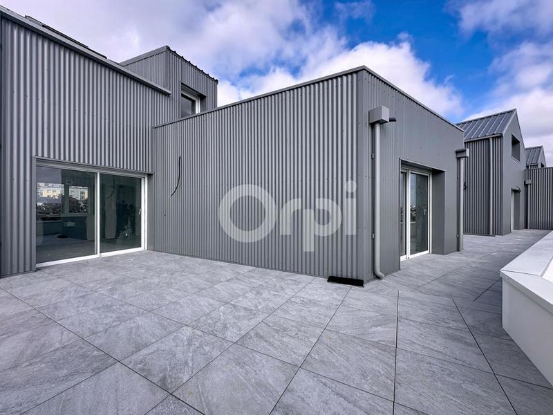 Appartement - 105 m² - 4 pièces