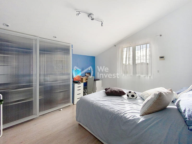 Villa - 180 m² - 7 pièces