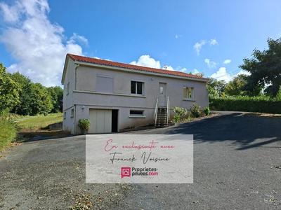 Maison - 93 m² - 7 pièces