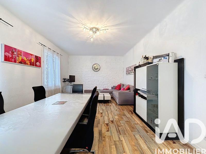 Maison - 197 m² - 8 pièces