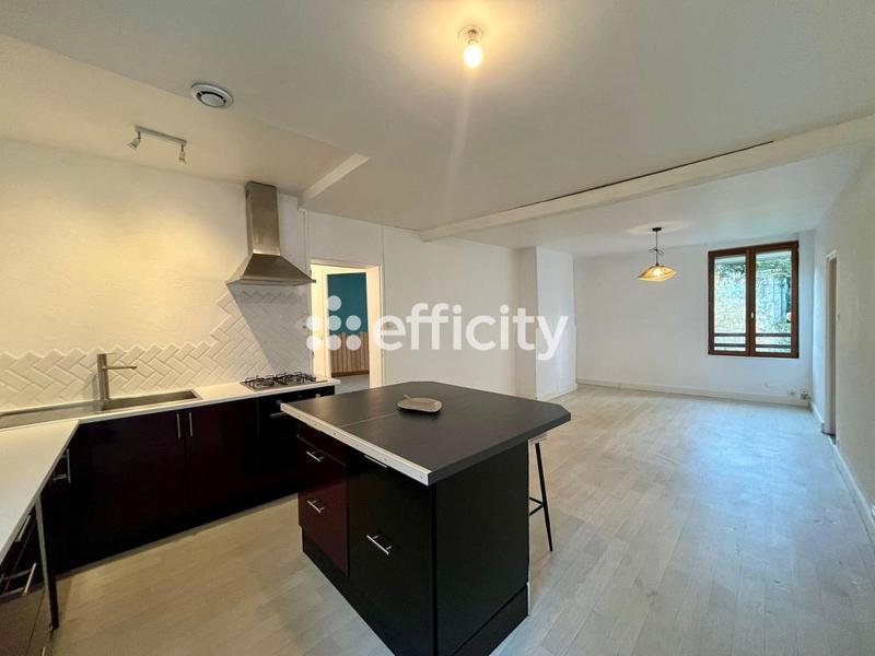 Maison - 76 m² - 4 pièces