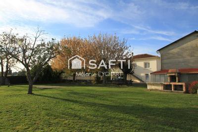 Maison - 195 m² - 7 pièces