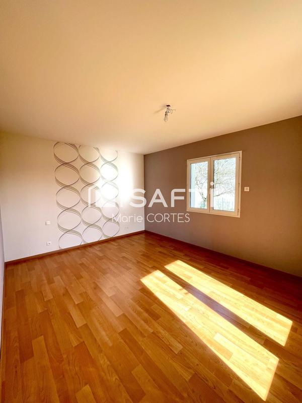 Maison - 243 m² - 7 pièces