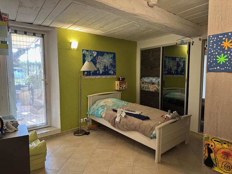 Villa - 200 m² - 7 pièces