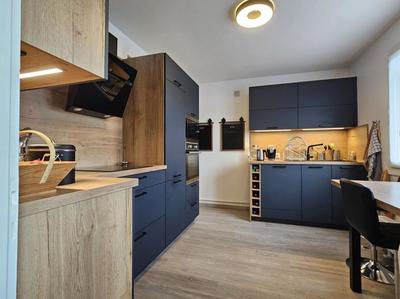 Maison - 104 m² - 6 pièces