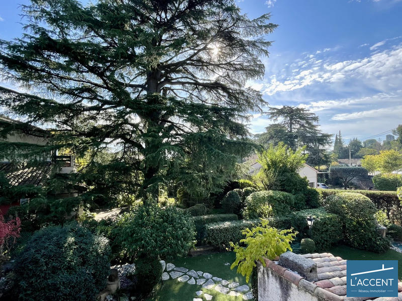 Villa - 230 m² - 7 pièces