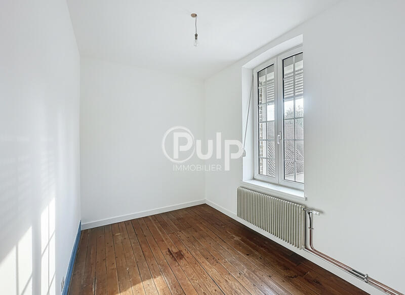 Demeure - 146 m² - 7 pièces