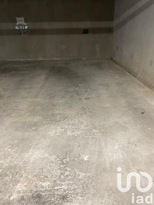 Parking - 12 m²