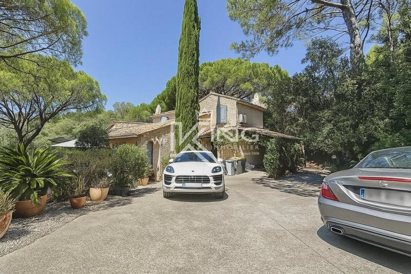 Villa - 155 m² - 5 pièces