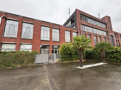 Loft - 108 m² - 4 pièces